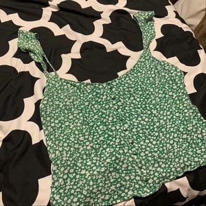 Ruffled EcoVero Cropped Top